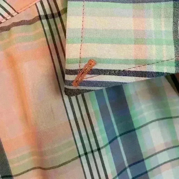 Southern Tide performance button down - Picture 4 of 4